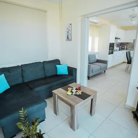 Apartment Tsolias